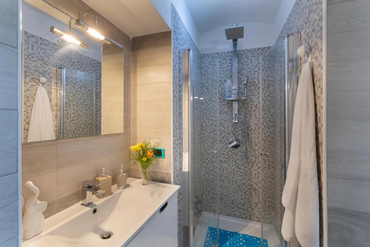 Apartament Relais Del Mare Con Terrazza Fronte Mare Free Parking Massa Lubrense Zewnętrze zdjęcie