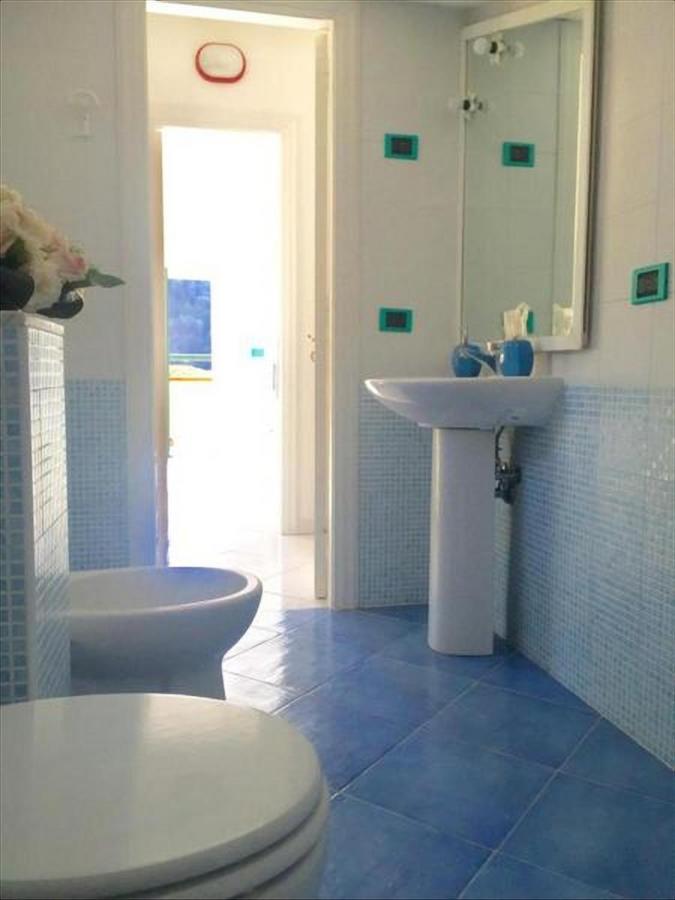 Apartament Relais Del Mare Con Terrazza Fronte Mare Free Parking Massa Lubrense Zewnętrze zdjęcie